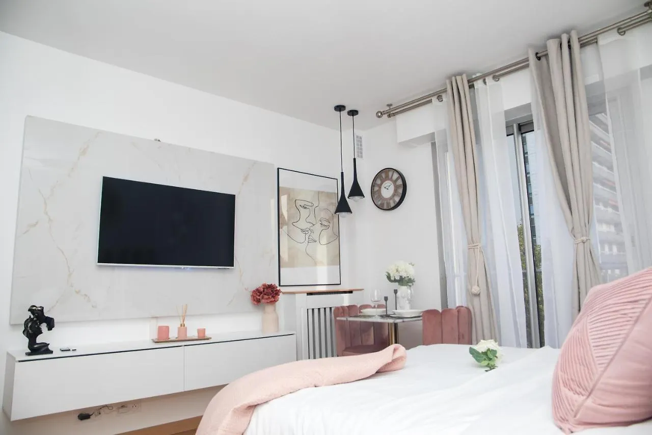 Apartment Paris' Premium Romantic Studio France